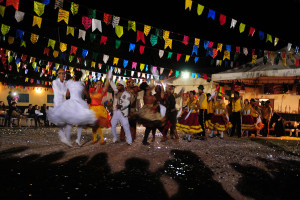 Apresentação da quadrilha Mexi Mexi no São João do Boi do seu Teodoro.