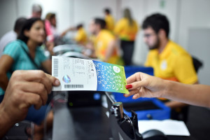 A bilheteria local fica no Centro de Convenções Ulysses Guimarães e funciona todos os dias, das 9 às 21 horas, inclusive aos sábados e domingos