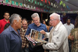 Governador Rodrigo Rollemberg participou da festa neste sábado (13).