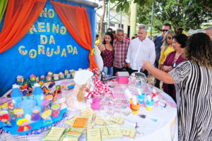 Herta Frayssat esposa do administrador de Ceilândia, Vilson José de Oliveira, o governador Rodrigo Rollemberg, o secretário da Agricultura, Abastecimento e Desenvolvimento Rural, José Guilherme Leal, e a deputada distrital Luzia de Paula (PSB).