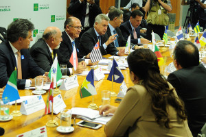 Encontro do Fórum de Governadores ocorreu na tarde desta segunda-feira (12) no Palácio do Buriti.