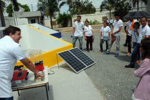 Aula inaugural do curso de instalação e manutenção de sistemas fotovoltaicos da Fábrica Social foi em 3 de outubro.