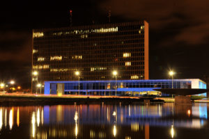 Iluminação azul no Palácio do Buriti fica até 30 novembro.