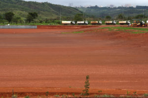 O Aterro Sanitário de Brasília: projetado para receber 8,13 milhões de toneladas de rejeitos com proteção ao meio ambiente e correto tratamento dos resíduos. Foto: Dênio