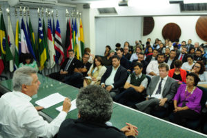 Sexto encontro do grupo DF em Movimento com o governador Rollemberg ocorreu nesta segunda-feira (5).