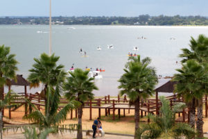 A população vai ganhar mais 38 dias para ajudar o governo de Brasília com sugestões ao projeto de revitalização da orla do Lago Paranoá.