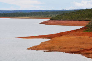 Regiões abastecidas pelo reservatório de Santa Maria, responsável pelo fornecimento de água de 24% da população de Brasília, passarão por rodízio a partir de segunda-feira (27).