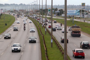 Tempo de inversão da via nos horários de pico será prorrogado tanto no início da manhã quanto no fim de tarde