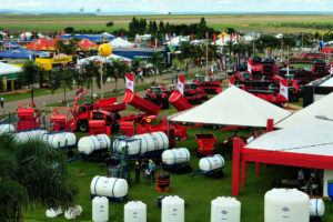 O governo de Brasília fortalece a atividade rural por meio de três ambientes que valorizam a produção sustentável, representados na 10ª edição da Feira Internacional de Cerrados, a AgroBrasília.