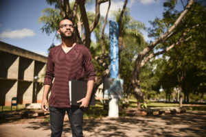 Até agora, 484 foram aprovados na UnB, 49 no Instituto Federal de Brasília e um na Escola Superior de Ciências da Saúde. Selecionado pelo PAS para direito, João Paulo Alves da Silva assistiu aos aulões.