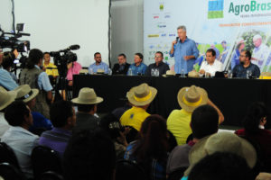 O governador Rodrigo Rollemberg em cerimônia na Agrobrasília, na manhã deste sábado (20).