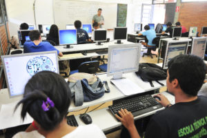 Provas do processo seletivo para a Escola Técnica de Brasília ocorrem no domingo (25).