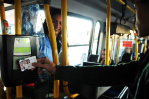 O Transporte Urbano do Distrito Federal (DFTrans) vai cessar os repasses do Passe Livre Estudantil nas férias escolares.