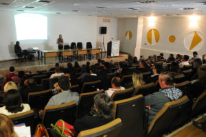 Encontro para discutir nova resolução para a Coleta Seletiva Solidária ocorreu nesta quarta-feira (5), na Escola de Governo.