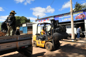 Operação nesta segunda-feira (24) tem como foco principal empresas instaladas no Setor de Oficinas Sul, nas adjacências da área de preservação permanente.