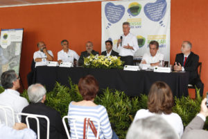 Encontro entre moradores e representantes comunitários do Park Way e o governador Rollemberg ocorreu na tarde desta terça-feira (8) no Country Clube.