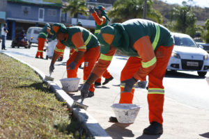 O programa Cidades Limpas, coordenado pela Secretaria das Cidades, executará serviços de limpeza, conservação e revitalização no Jardim Botânico, no Lago Sul e no Setor Habitacional Jardins Mangueiral até 20 de outubro..