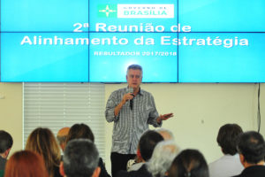 Em reunião com secretários e representantes da administração indireta, Rollemberg determinou que o foco deve continuar em ações estratégicas que resultem em benefícios diretos para a população.