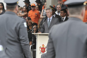 O governador Rollemberg presidiu a solenidade, no quartel do Comando-Geral do Corpo de Bombeiros Militar do DF.