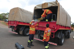 Militares do Corpo de Bombeiros do DF retornaram hoje a Brasília depois dos trabalhos na contenção do incêndio no Parque Nacional da Chapada dos Veadeiros, em Goiás.