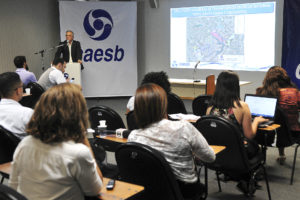 O presidente da Caesb, Maurício Luduvice, em coletiva na sede da Caesb nesta sexta-feira (20). Foto: Renato Araújoi/Agência Brasília