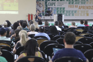 Capacitação na Eape orienta professores no enfrentamento ao Aedes aegypti. Foto: Toninho Tavares/Agência Brasília