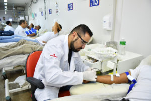 Neste sábado (25), em que é celebrado o Dia Nacional do Doador Voluntário de Sangue, a Fundação Hemocentro de Brasília reforça a importância da doação e promove atrações extras para incentivar o ato.