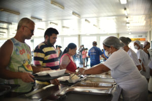 Restaurante Comunitário de Brazlândia estava fechado desde 19 de setembro. Em média, são oferecidas 1.378 refeições por dia com o preço de R$ 1 e de R$ 2.