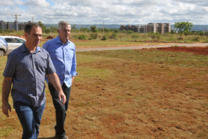 O governador de Brasília, Rodrigo Rollemberg, esteve na manhã desta quarta-feira (15) no Setor Habitacional Noroeste para vistorias as obras de infraestrutura e urbanismo.