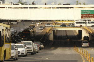 O Buraco do Tatu fica fechado no sentido Norte-Sul. Foto: Toninho Tavares/Agência Brasília