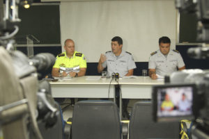 O comandante do Batalhão de Trânsito da PMDF, coronel Alexandre de Souza Oliveira, o chefe Departamento Operacional da PMDF, o coronel Marcilon Back, e o coronel Carlos André da Silva, comandante do CPRM.