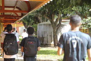 Tanques instalados no Centro Educacional 7 de Ceilândia armazenam até 60 mil litros de água de chuva.