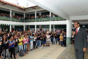 Atividade na manhã desta terça (10) faz parte do programa Embaixadas de Portas Abertas, que aproxima alunos da rede pública e representações diplomáticas em Brasília