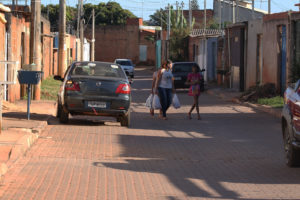 As obras de infraestrutura do Trecho 1 do Sol Nascente foram entregues à população na manhã deste domingo (3). As intervenções, que tiveram início em fevereiro de 2015, envolvem, entre outras benfeitorias, pavimentação e rede de drenagem.