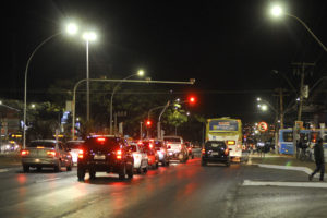 A avenida Hélio Prates foi uma das vias que recebeu nova iluminação.