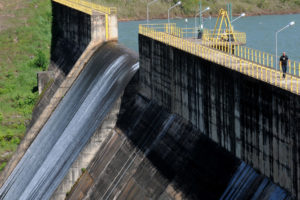 A medida poderá ser tomada porque os Reservatórios do Descoberto, em Brazlândia, e de Santa Maria, no Parque Nacional de Brasília, estão com níveis satisfatórios de armazenamento — 96,9% e 62,8%, respectivamente.