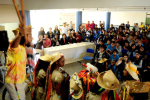 Representantes da Embaixada dos Estados Unidos foram recebidos no Centro de Ensino Fundamental (CEF) 404 de Samambaia, na manhã desta terça-feira (11).