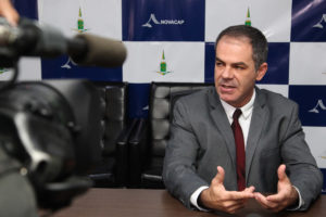 A Companhia Urbanizadora da Nova Capital do Brasil (Novacap) decidiu iniciar o processo para o cancelamento unilateral do contrato com a Inaz do Pará, a banca organizadora do certame da companhia. O anúncio foi feito em entrevista coletiva, na tarde desta terça (18).