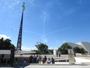 Brasília 21.04.2019/Solenidade de troca da bandeira na Praça dos Três Poderes.Foto Luís Tajes/SETUR