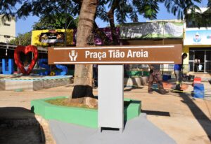 A união dos setores público e privado deu certo e a nova Praça Tião Areia enche os olhos dos moradores de São Sebastião| Foto: Acácio Pinheiro/Agência Brasília