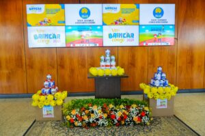 Latas de leite arrecadadas em corrida infantil agora vão alimentar crianças em situação de vulnerabilidade social. Foto: Joel Rodrigues/Agência Brasília