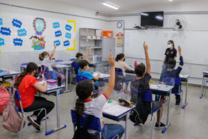 Os pais ou responsáveis legais devem fazer o pedido diretamente na escola onde o estudante está matriculado | Foto: André Amendoeira/Secretaria de Educação