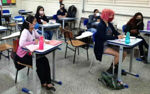 Alunos especiais do Gama se preparam para o Enem | Foto: Divulgação, CRE/Gama