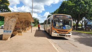 Abrigo na QS 07, em frente à Universidade Católica de Brasília | Foto: Divulgação/Semob