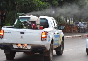 O fumacê é aplicado em horários específicos, das 5h às 7h e das 16h às 19h | Foto Tony Winston/Agência Saúde DF