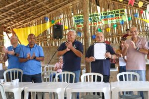 A isenção do pagamento do Preço Público foi anunciada neste sábado (11), durante reunião do governador Ibaneis Rocha com membros da Federação da Associação das Feiras (Unifeiras-DF)| Foto: Renato Alves/Agência Brasília