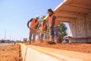 Até agosto de 2022 foram construídos 764 abrigos de concreto modular em 31 RAs. Outros 29 têm previsão de entrega até dezembro | Foto: Tony Oliveira/Agência Brasília